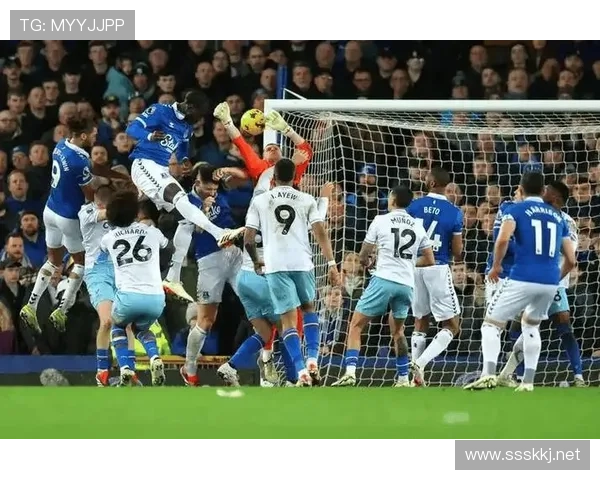 曼城关键比赛控制力下降,对争冠形势稳定性造成影响