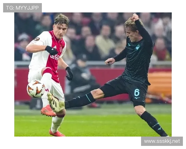 阿贾克斯欧战竞争力逐步恢复,当前形势变化对其联赛稳定性构成影响 阿贾克斯欧战竞争力逐步恢复,当前形势变化对其联赛稳定性构成影响