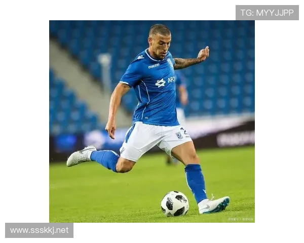 贝尼特斯执教理念强调战术纪律与防守组织,注重比赛控制与临场调整 贝尼特斯执教理念强调战术纪律与防守组织,注重比赛控制与临场调整