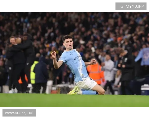 福登是否仅适合特定体系 战术适配性深度分析