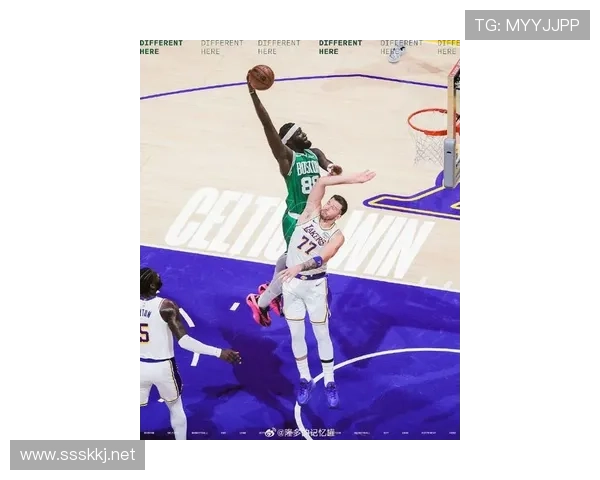 杰伦·布朗突破核心角色提升季后赛得分效率显著